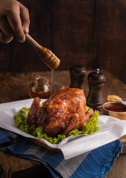 Pollo glaseado con miel de montaña y mostaza antigua